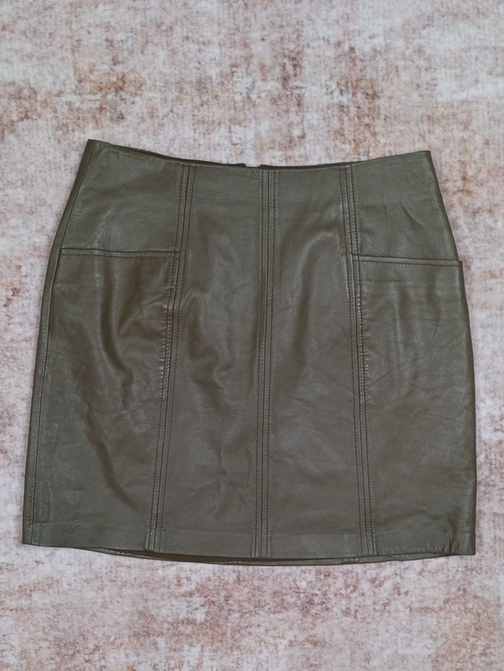 Banana Rebublic Mini Skirt Green Genuine Leather Size 2